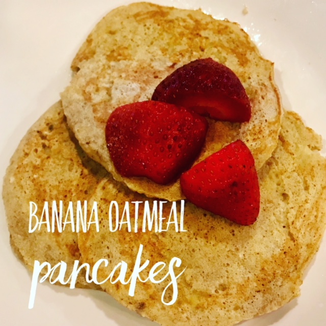 Banana Oatmeal Egg Pancakes